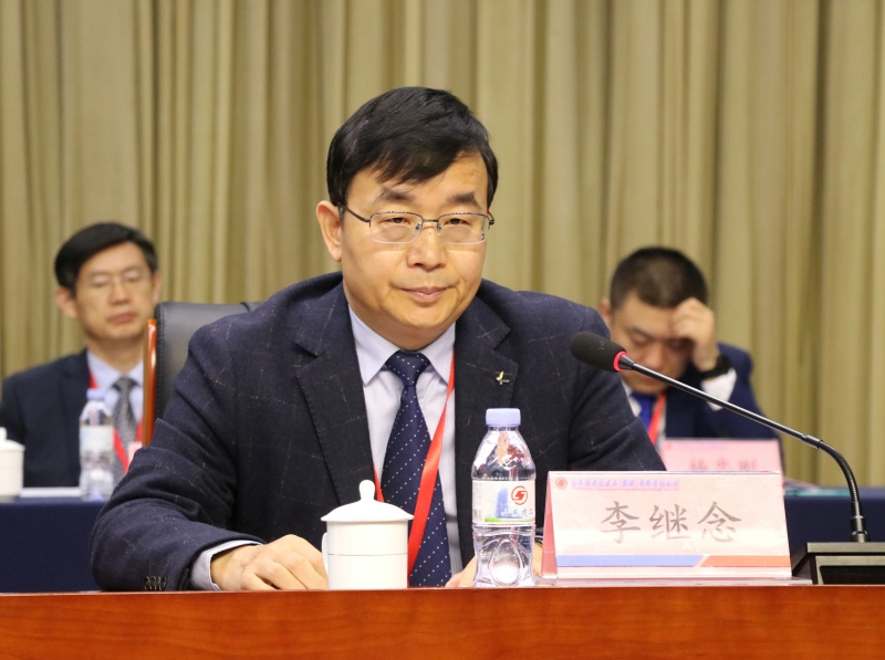 堅(jiān)守初心拼搏興業(yè) 加快構(gòu)建發(fā)展新模式...